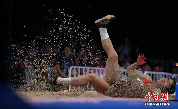 浙江队的黄, cente